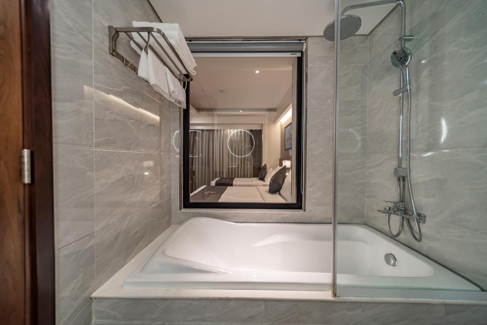 Edoya Hotel Ben Thanh Ho Chi Minh-stad Buitenkant foto